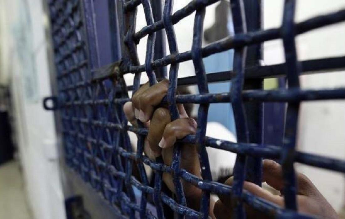 "هيئة الأسرى": إغلاق أقسام حركة "فتح" وتوتر شديد في سجن "عوفر"
