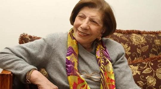 وفاة الشاعرة والناقدة الفلسطينية سلمة الجيوسي